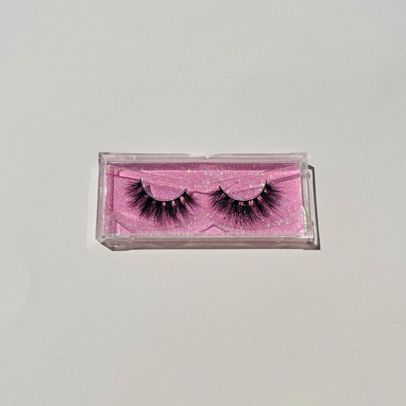 3D Mink Eyelash - Picture 3 of 4